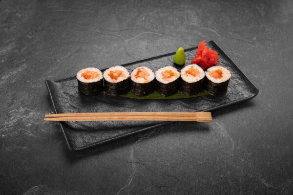 Salmon Ikura Chu-maki