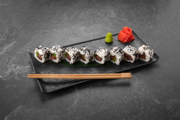 Black Masago Tuna Yukke Maki