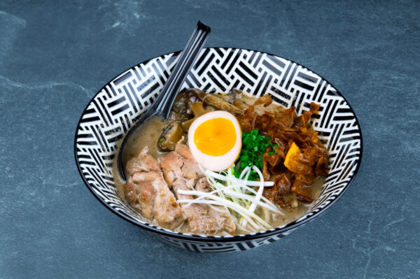 Shin Veggie Ramen with Chicken